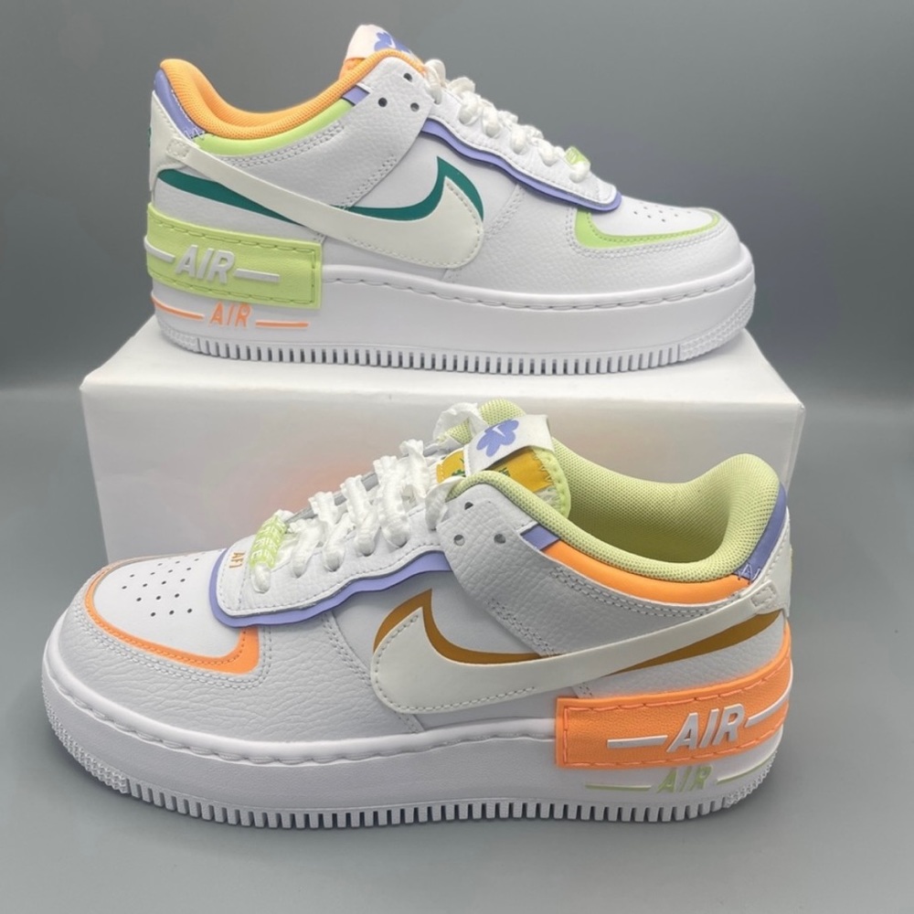 Nike Air Force shadow